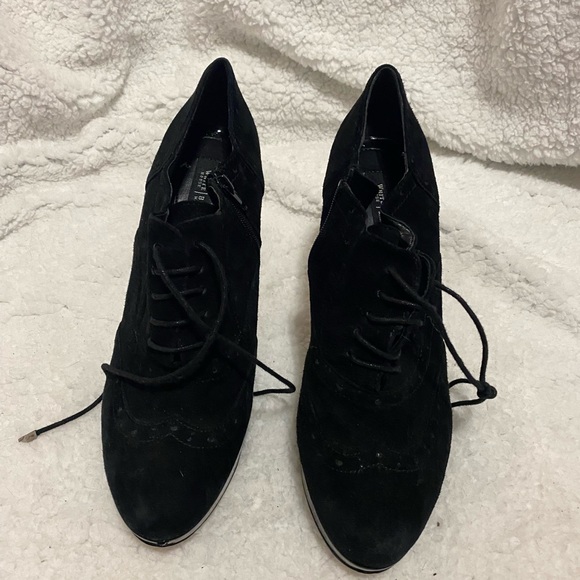 White House Black Market booties size 8 - Picture 1 of 4